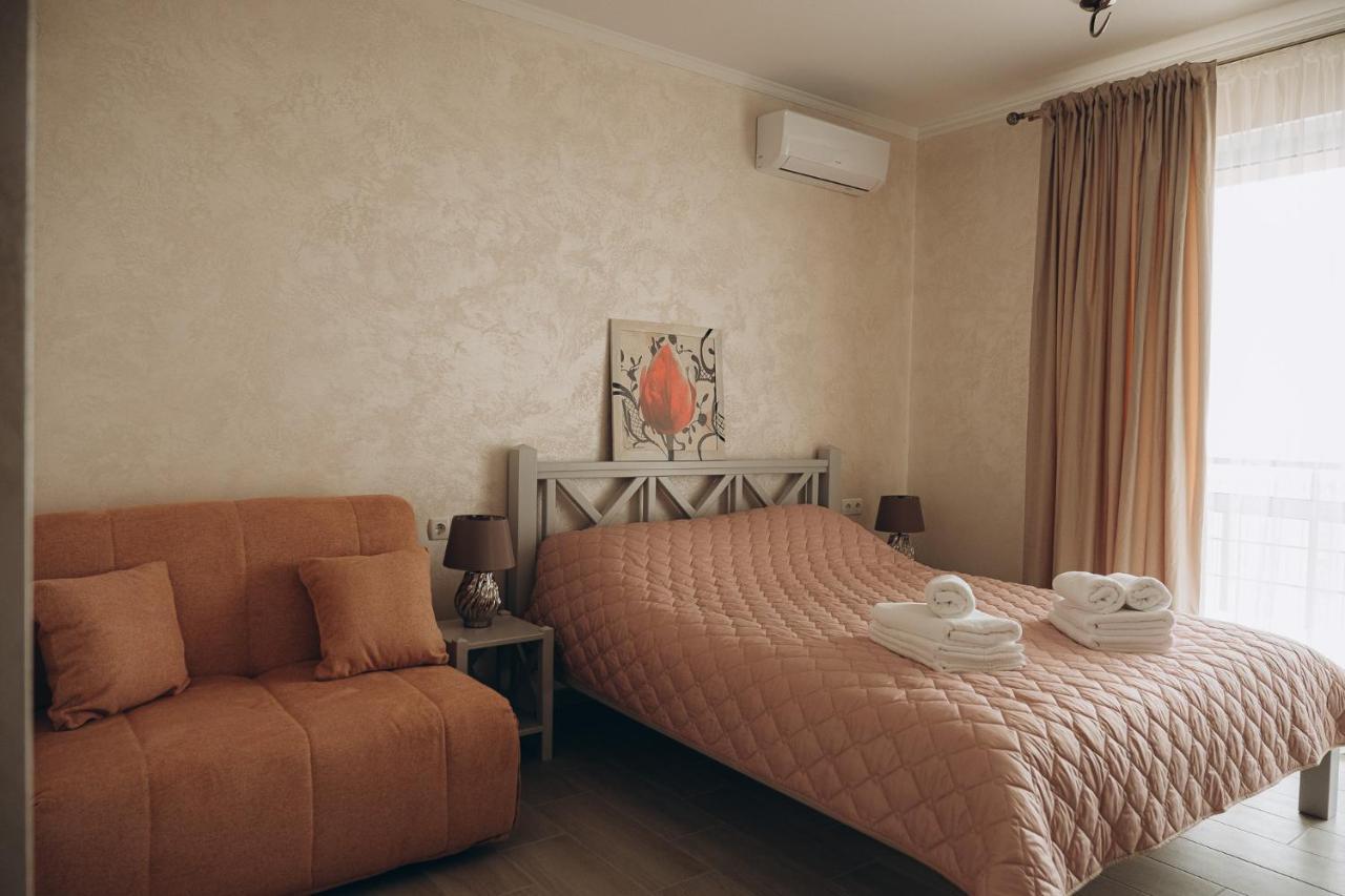 Три Слона Hotel Zatoka Kültér fotó