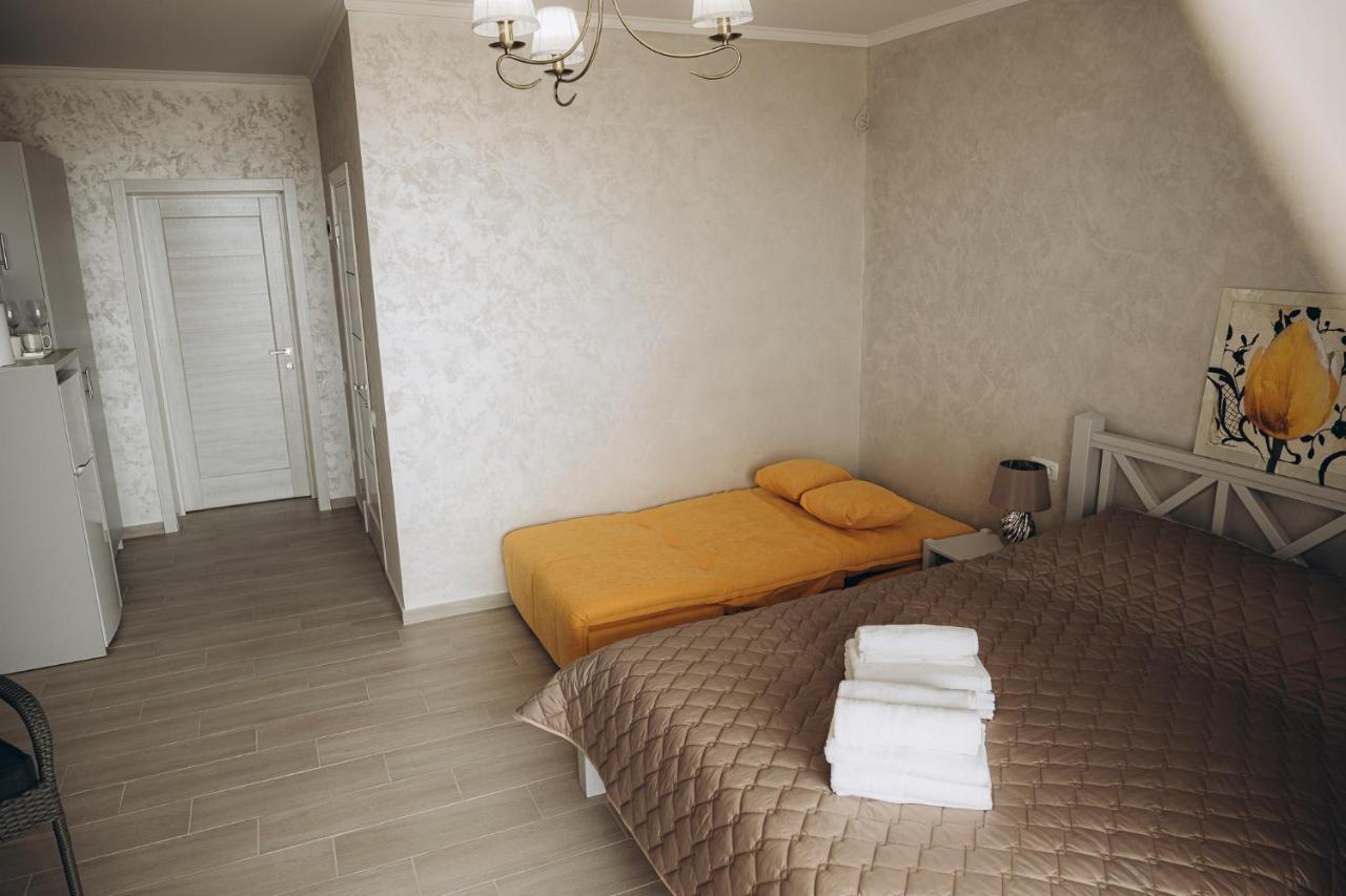 Три Слона Hotel Zatoka Kültér fotó