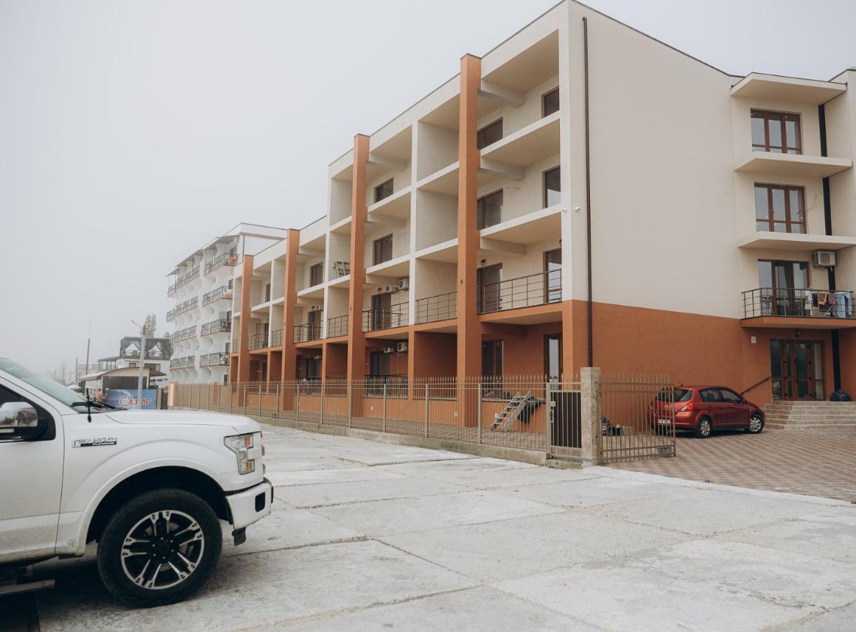 Три Слона Hotel Zatoka Kültér fotó