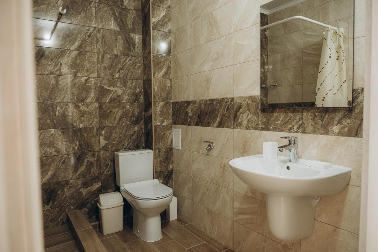 Три Слона Hotel Zatoka Kültér fotó