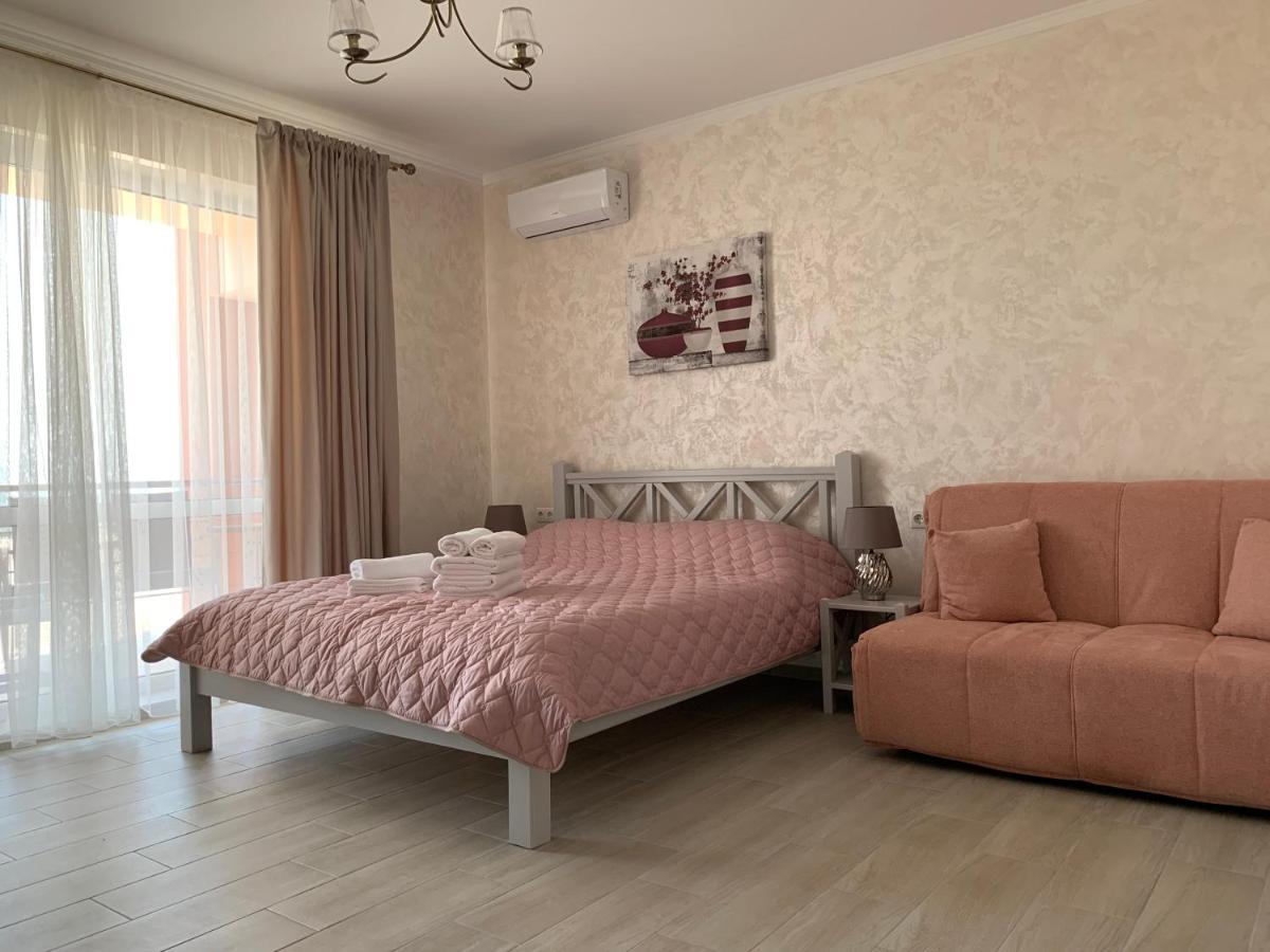 Три Слона Hotel Zatoka Kültér fotó